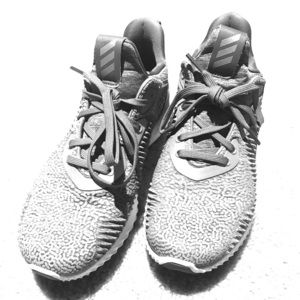 Adidas Gray Alphabounce Women’s 7.5 Youth 5.5